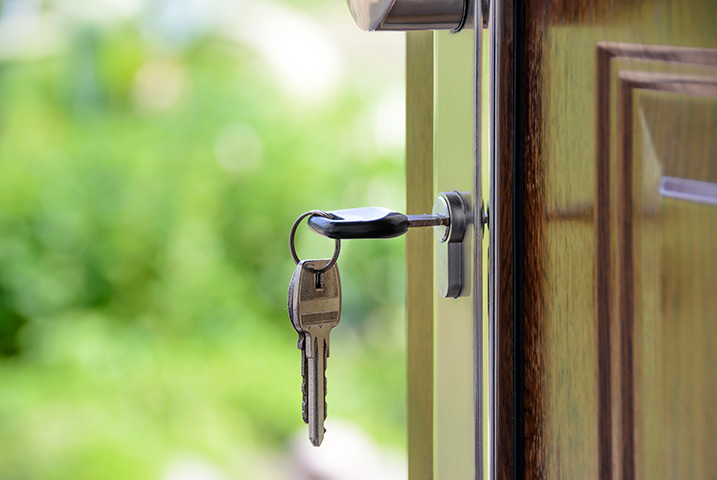 A2B Locks are able to provide local locksmiths in Newington to repair your broken locks. 